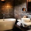 Bad in den Suites im Thaulle Pure Ayurveda Resort - Ayurveda in Sri Lanka