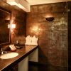 Bad im Superior Zimmer im Thaulle Pure Ayurveda Resort - Ayurveda in Sri Lanka